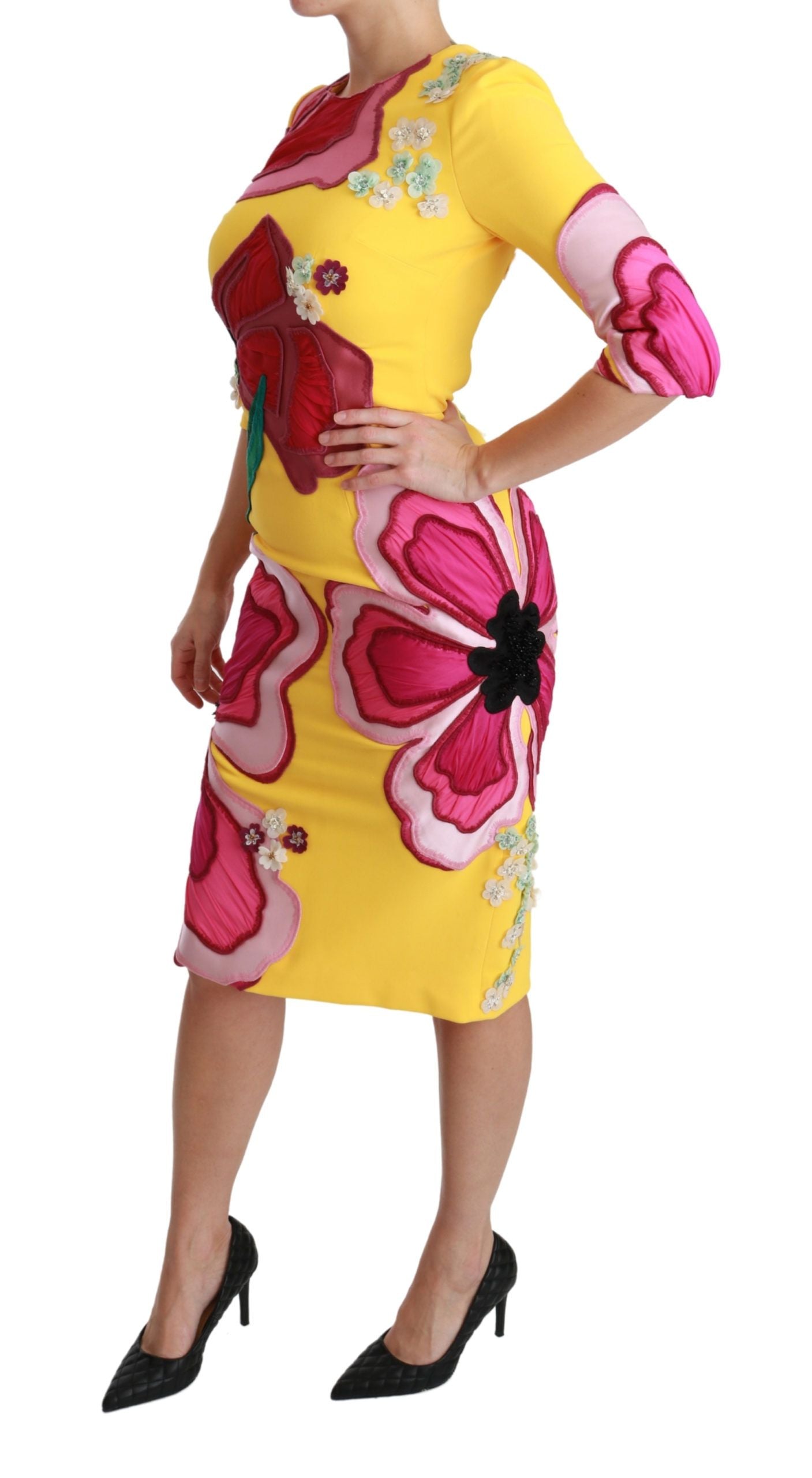 Dolce & Gabbana – Gelbes, figurbetontes Etuikleid mit Blumenmuster und Kristallen