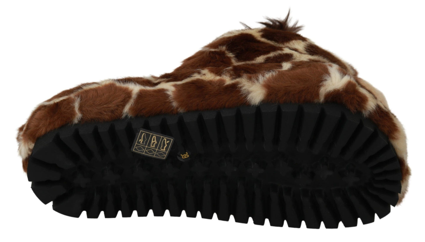 Dolce & Gabbana Braune Giraffen-Hausschuhe, flache Sandalen, Schuhe