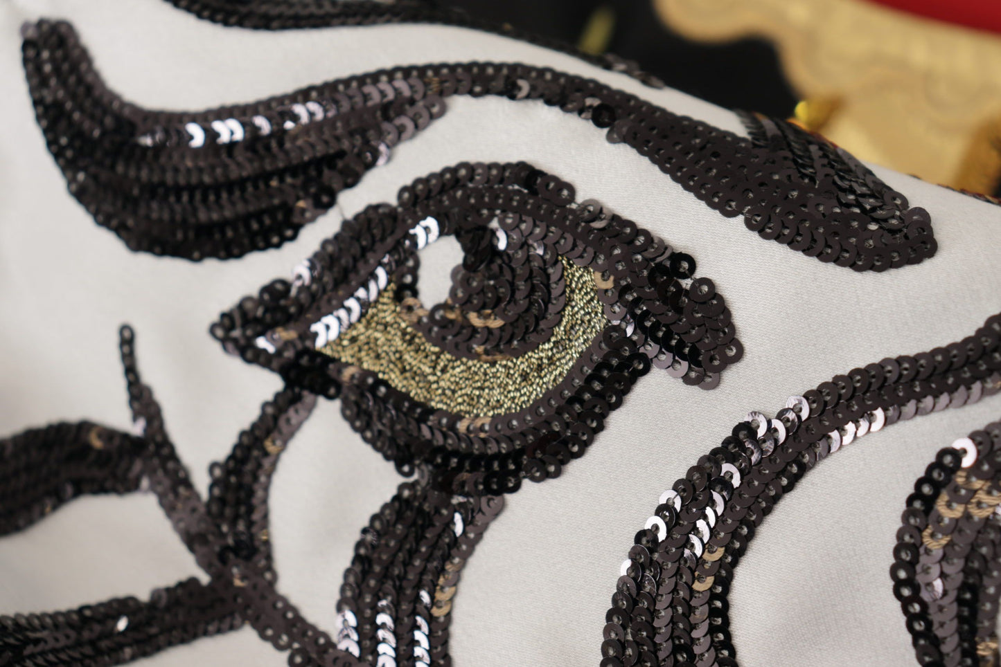 Dolce & Gabbana Schwarzer Pianorock mit Pailletten „Love Clock“