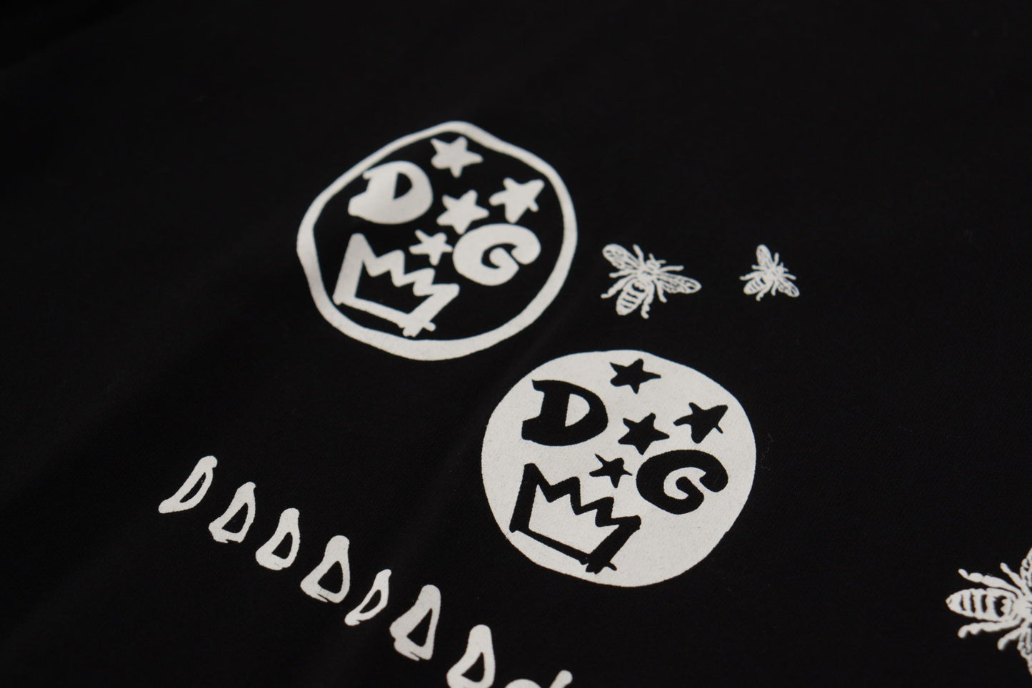 Dolce & Gabbana Schwarzes Baumwoll-T-Shirt mit Rundhalsausschnitt und Logo-Motiv