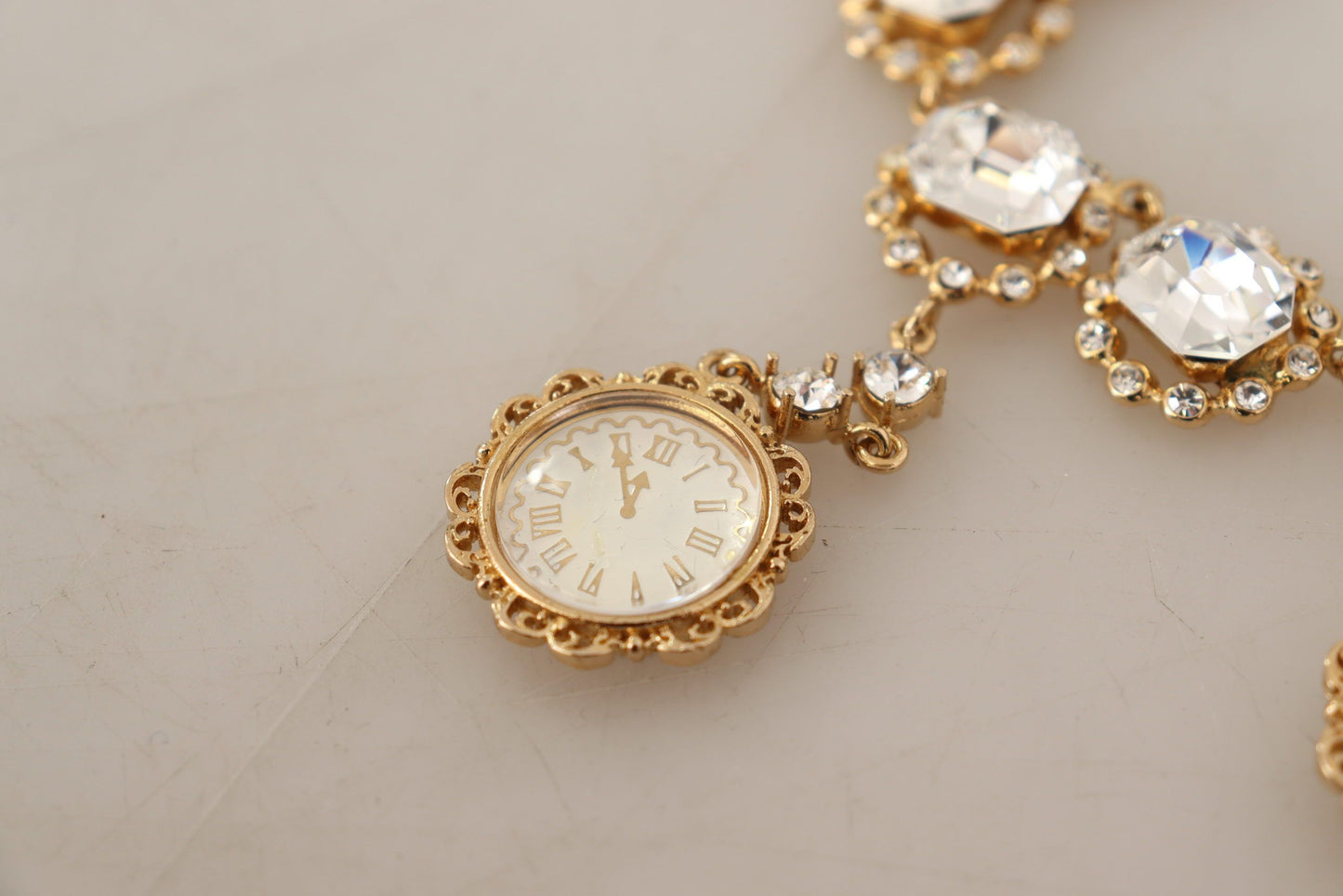 Dolce & Gabbana – Statement-Halskette mit goldener Uhr und Kristallen