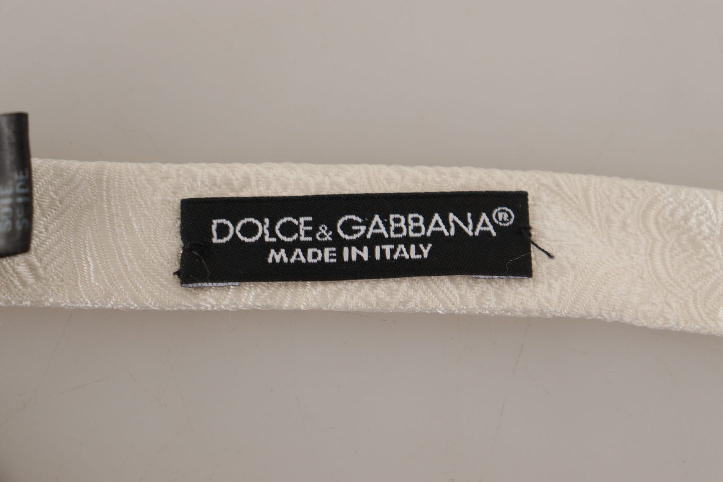 Dolce & Gabbana – Schmale, verstellbare Papillon-Krawatte aus 100 % Seide in Weiß
