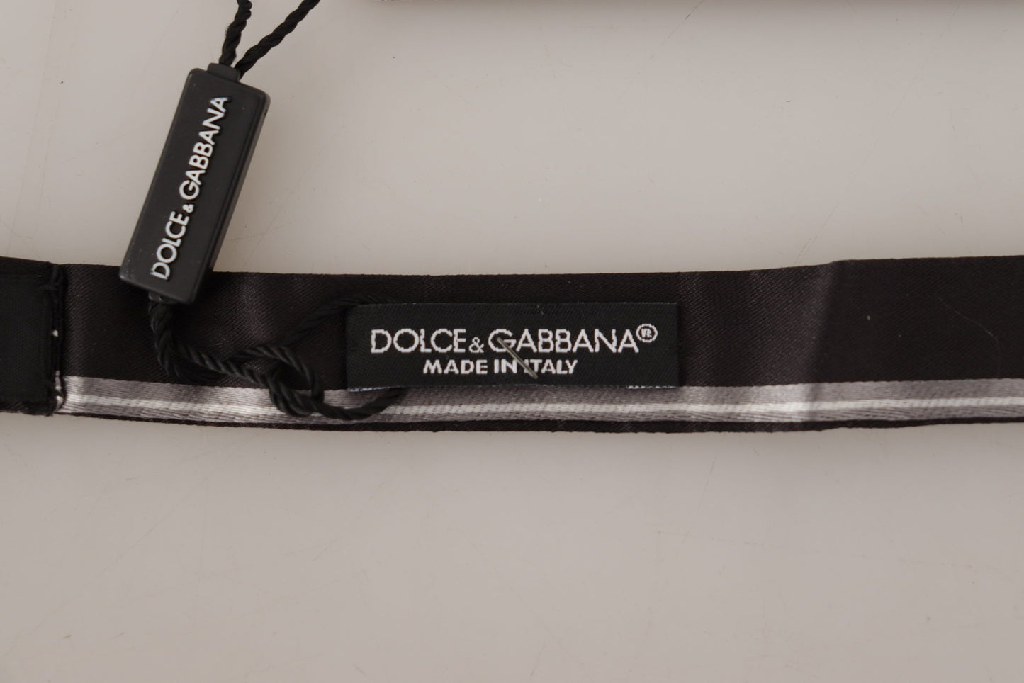 Dolce & Gabbana – Papillon-Krawatte aus 100 % Seide mit schwarzem und grauem Futter