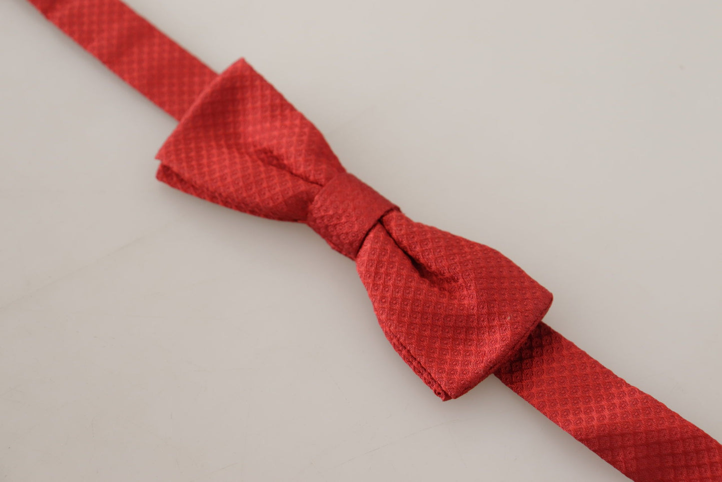 Dolce & Gabbana – Rote Papillon-Krawatte aus 100 % Seide mit verstellbarem Hals