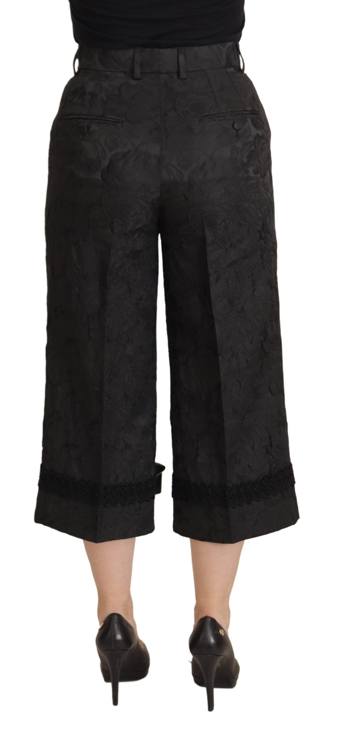 Dolce & Gabbana – Kurze, hoch taillierte Hose aus schwarzem Brokat