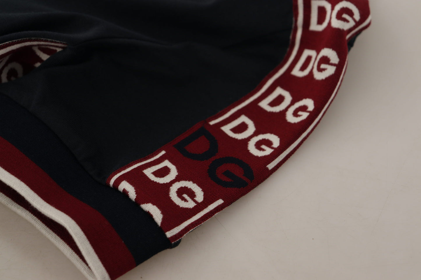 Dolce & Gabbana – Schwarzes T-Shirt „#DGMillennials“ aus 100 % Baumwolle