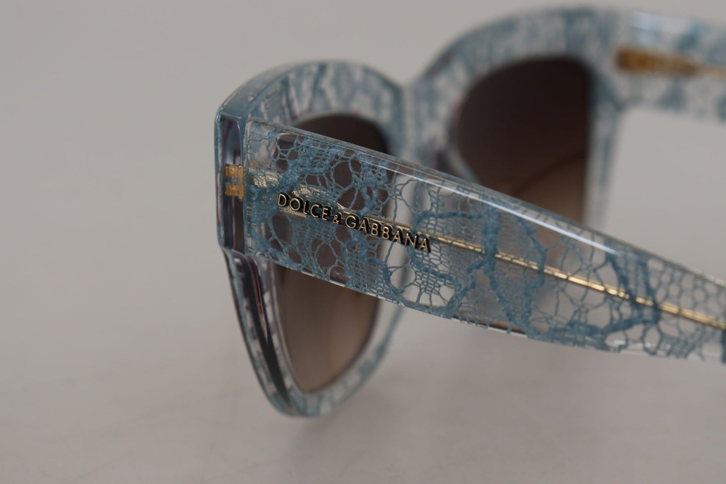 Dolce & Gabbana DG4231 Sonnenbrille mit Schmetterlingsdesign aus Acetat mit blauer Spitze und Kristallen