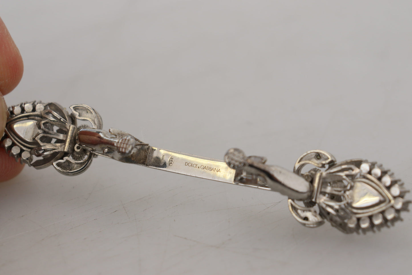 Dolce & Gabbana – Kragenbrosche mit Kristallen aus 925er Sterlingsilber