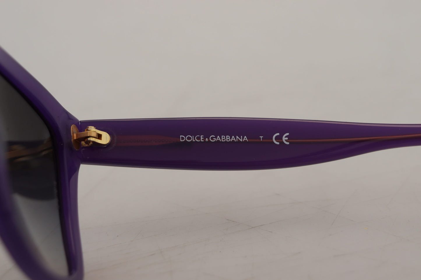 Dolce & Gabbana – Quadratische Sonnenbrille mit Vollrand DG4240 aus Acetat in Lila
