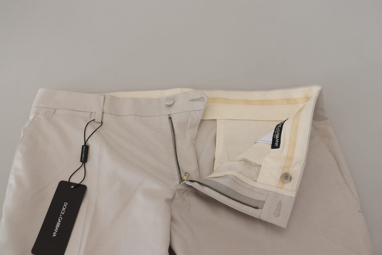 Dolce & Gabbana – Chinohose aus Seide mit mittlerer Taille in Off-White