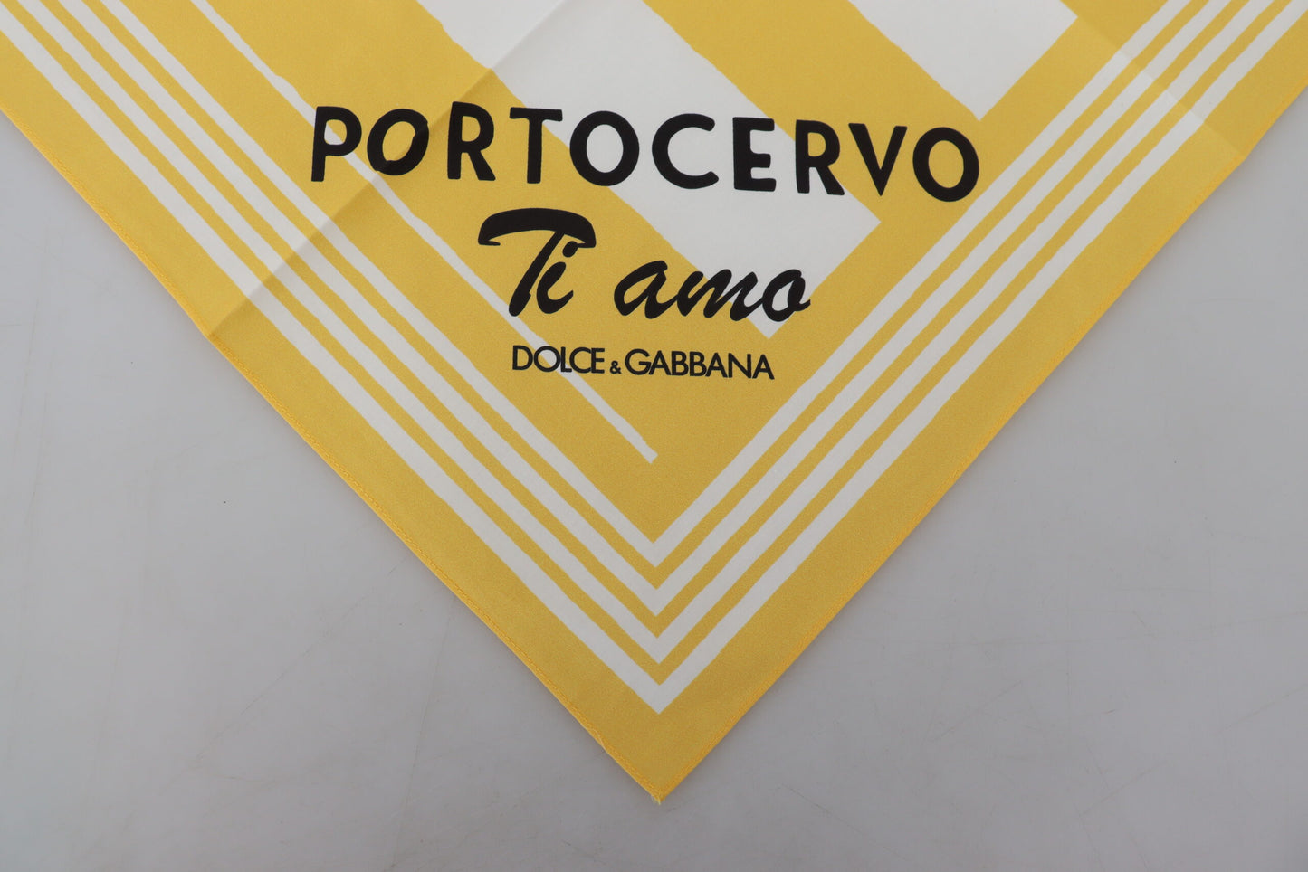 Dolce & Gabbana Gelber Portocervo-Schal aus Baumwolle