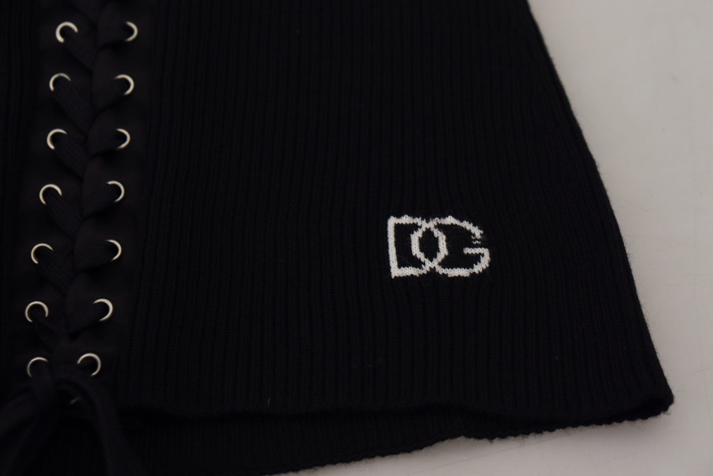 Dolce & Gabbana – Schwarzer, schmal geschnittener Strickpullover aus Wolle zum Binden