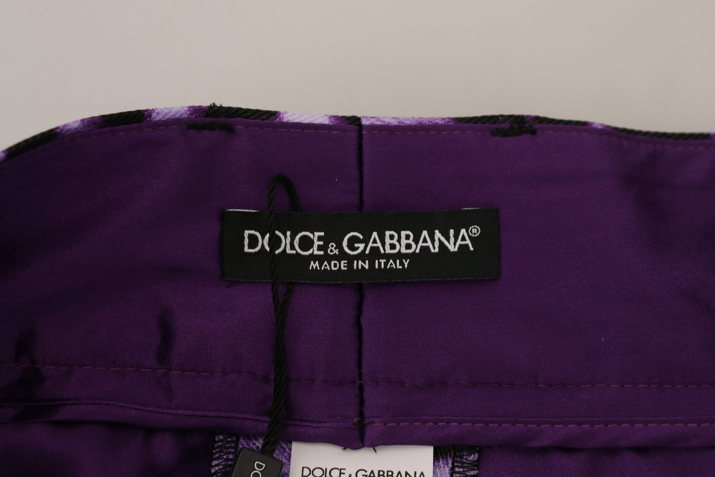 Dolce & Gabbana Lila Hose mit hohem Bund und Leopardenmuster