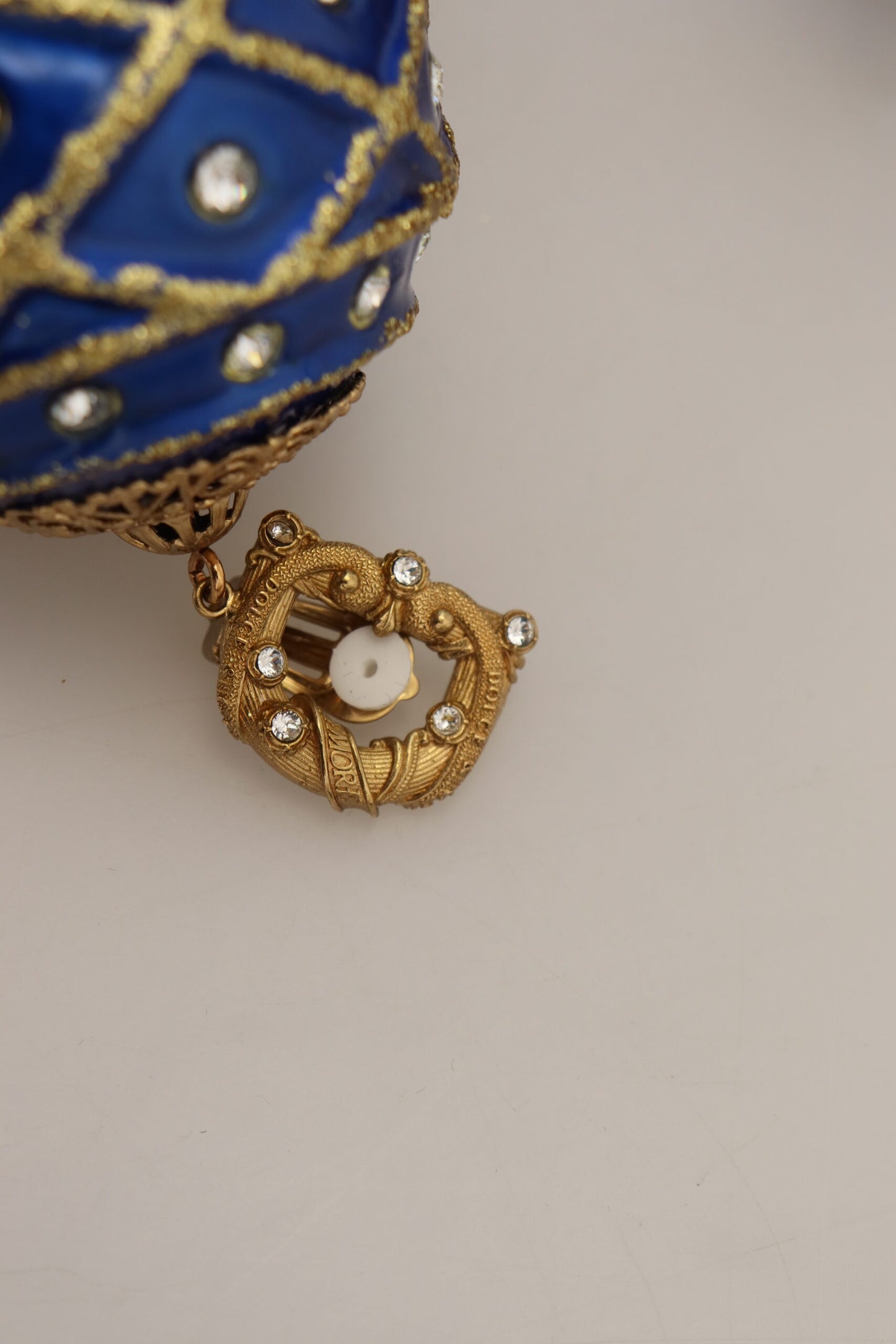 Dolce & Gabbana – Ohrclips aus goldfarbenem Messing mit blauen Kugeln und Kristallen
