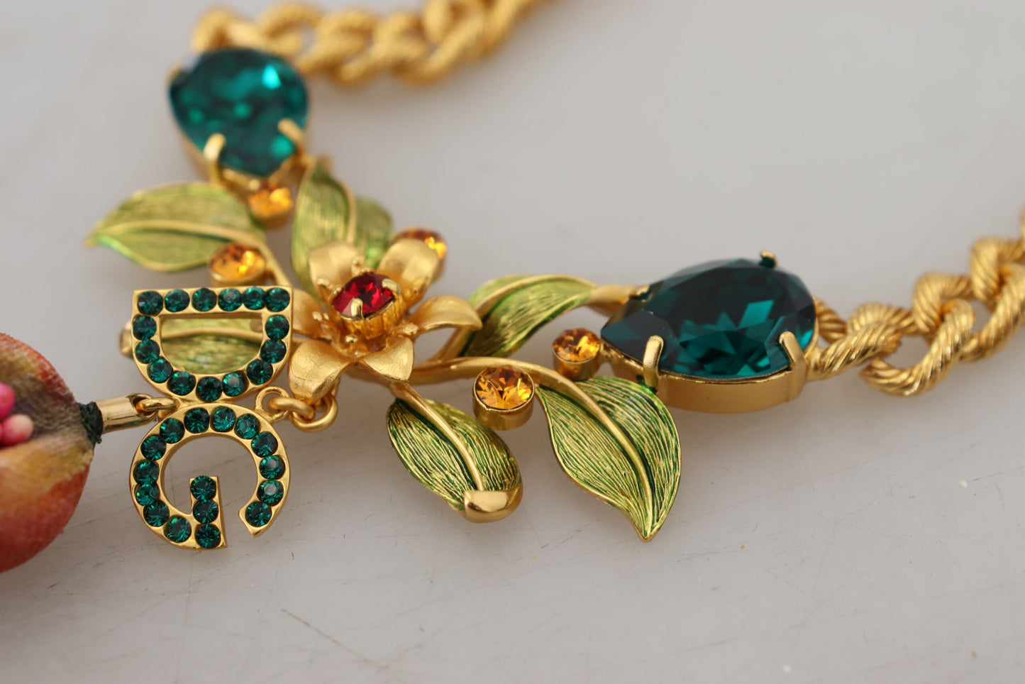 Dolce & Gabbana Statement-Halskette aus goldenem Messing mit Kristalllogo und Obst- und Blumenmuster