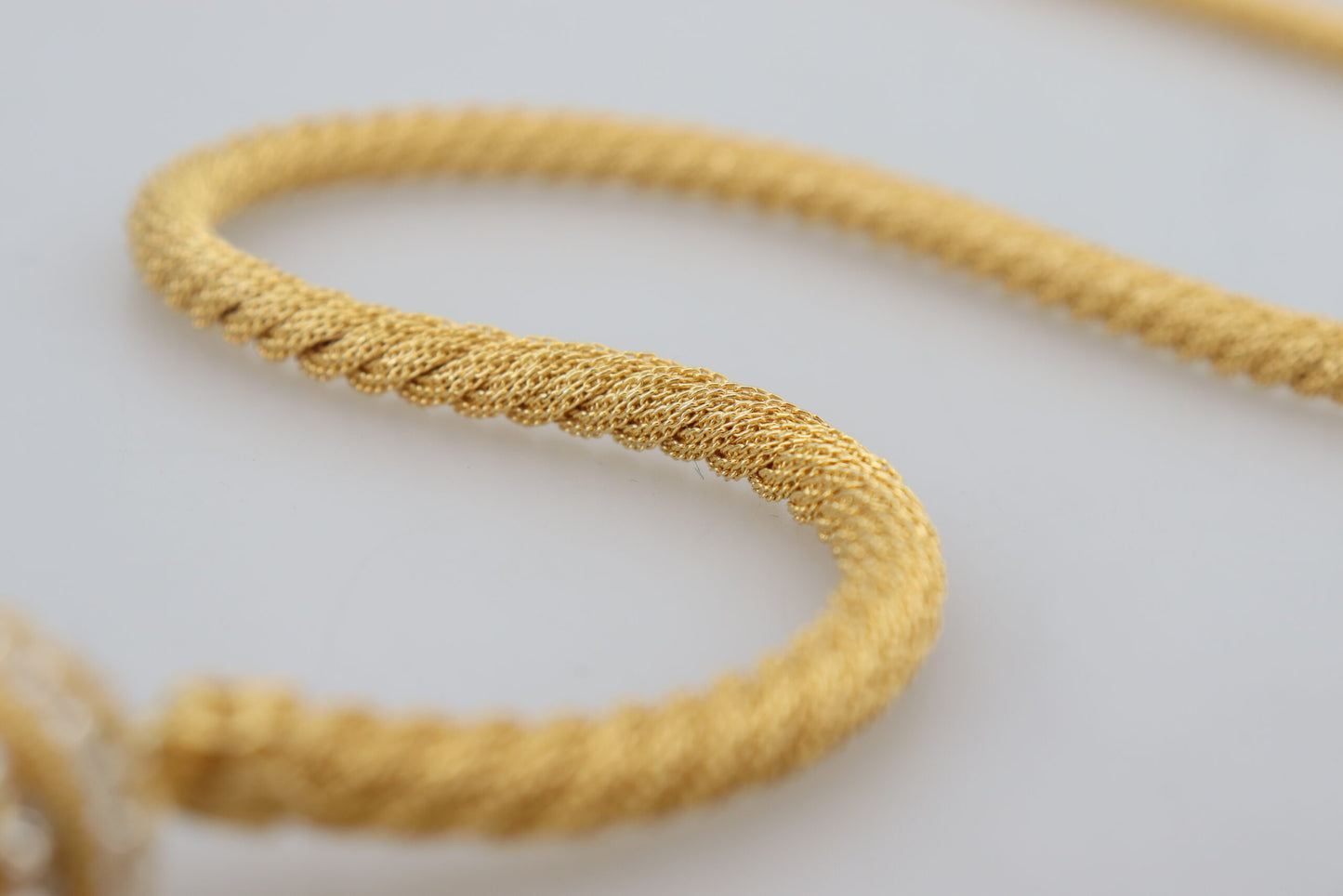 Dolce & Gabbana – Statement-Halskette „Sicily“ aus goldenem Messing mit Kristallen