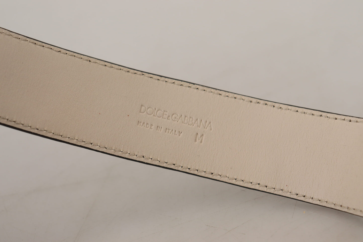Dolce & Gabbana Schwarzes Dauphine-Lederarmband mit DG-Herz-Schlüsselring