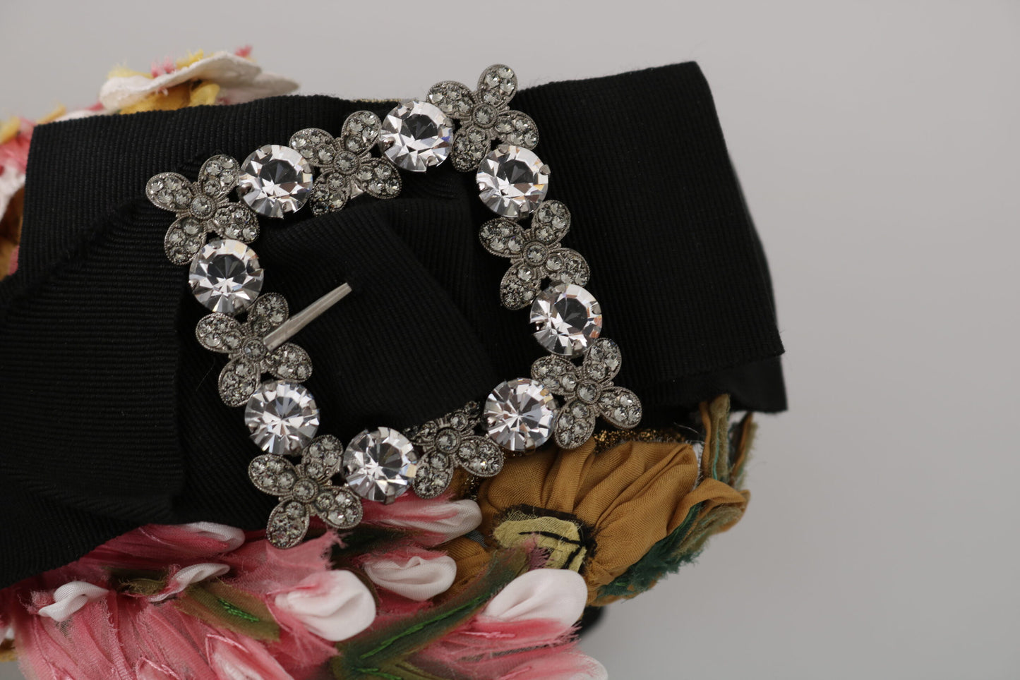 Dolce & Gabbana – Mehrfarbiges Tiara-Haarband mit floralem Kristall-Schleifendiadem
