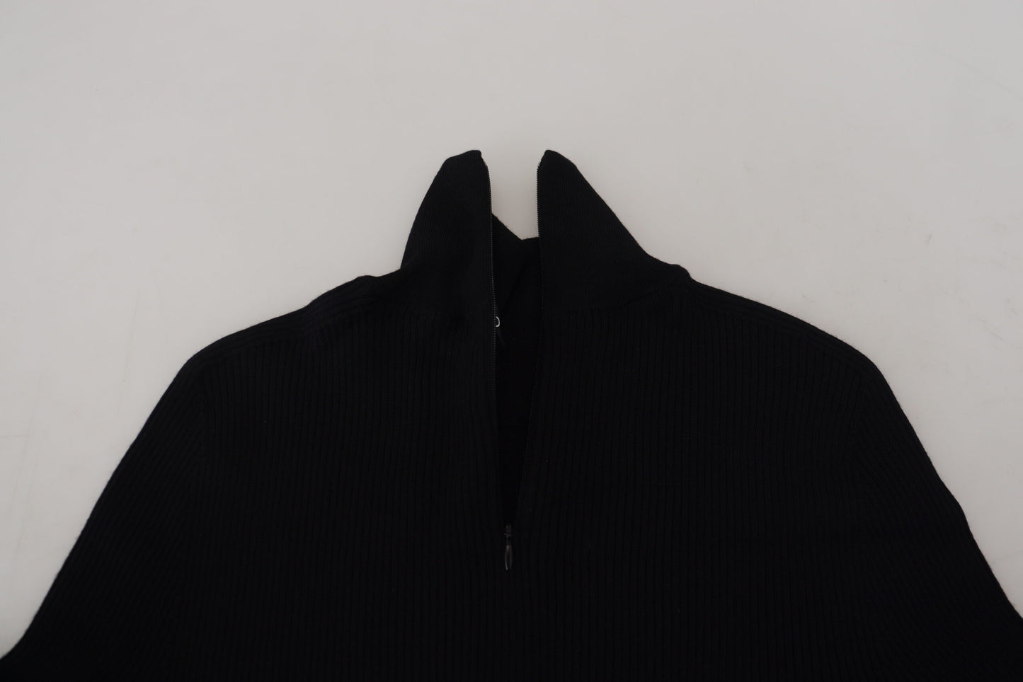 Dolce & Gabbana – Schwarzer Rollkragenpullover mit halbem Reißverschluss