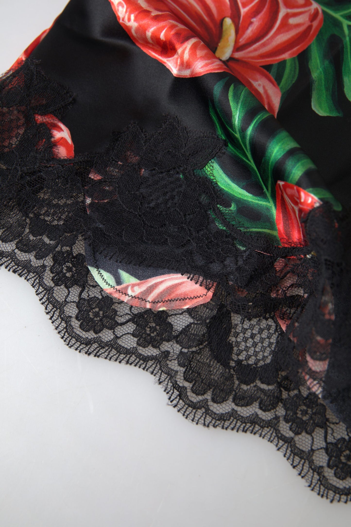 Dolce & Gabbana – Schwarzes Seiden-Camisole mit Anthurium-Print