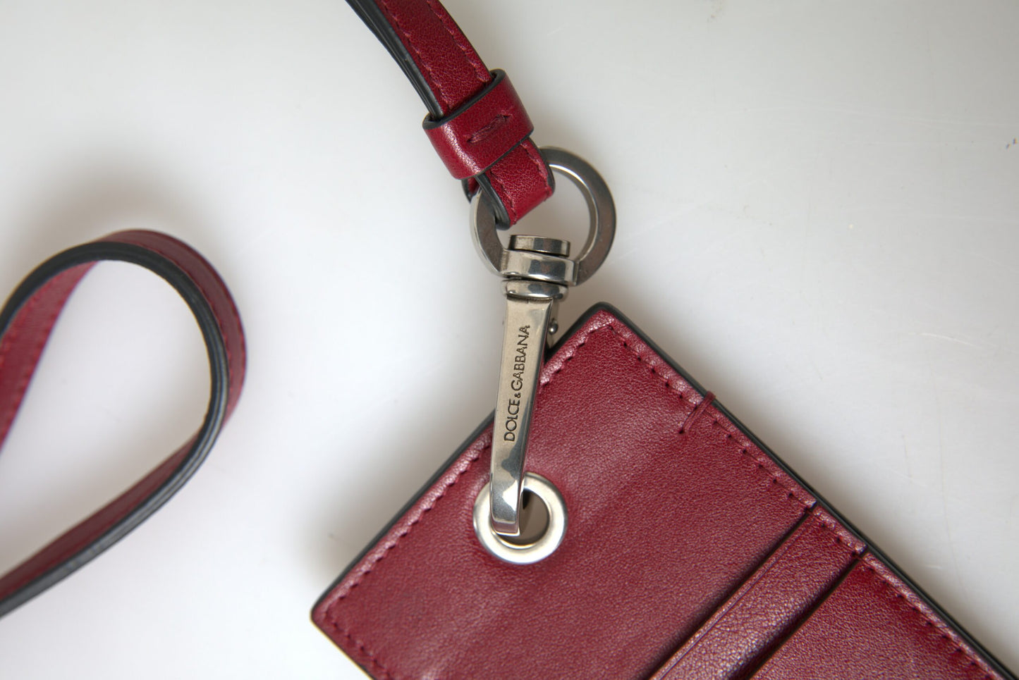Dolce & Gabbana Rotes Leder-Lanyard-Logo-Kartenetui für Herren