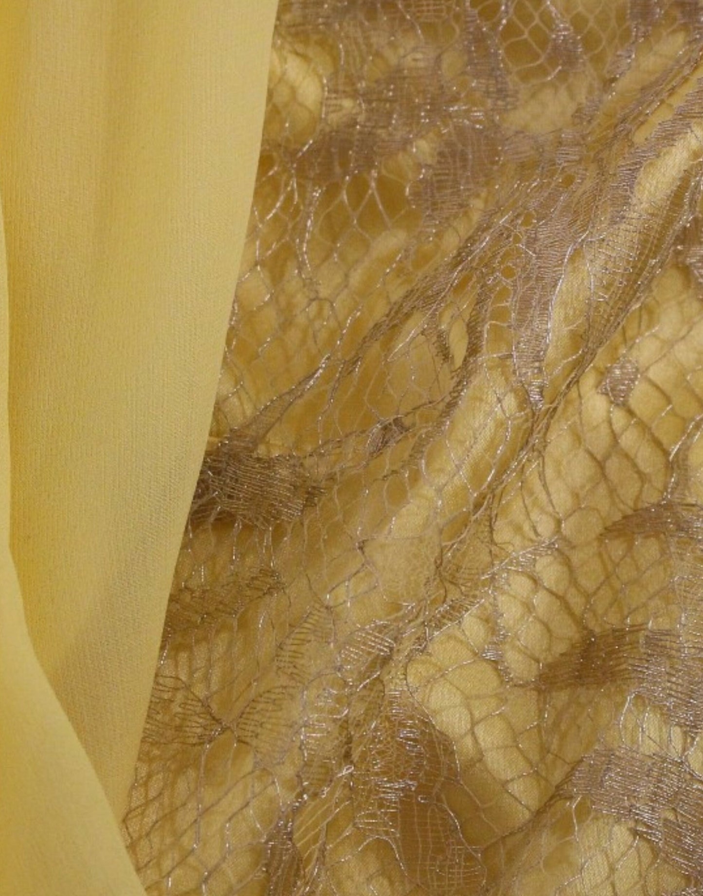 Dolce & Gabbana Gelbes Minikleid aus Spitze mit Kristallen
