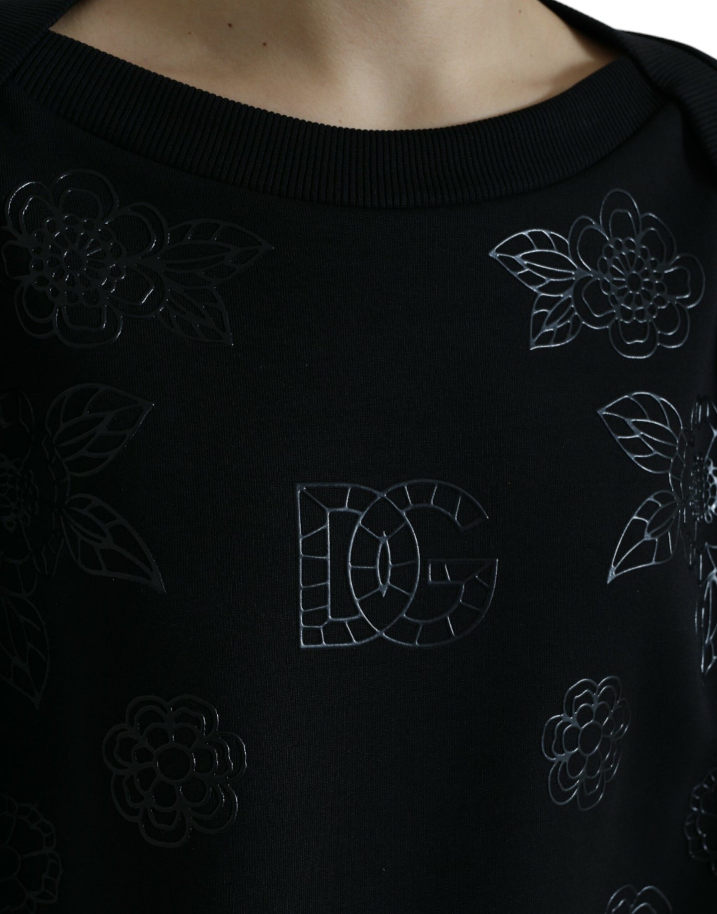 Dolce & Gabbana – Schwarzer Pullover mit floraler Logo-Applikation