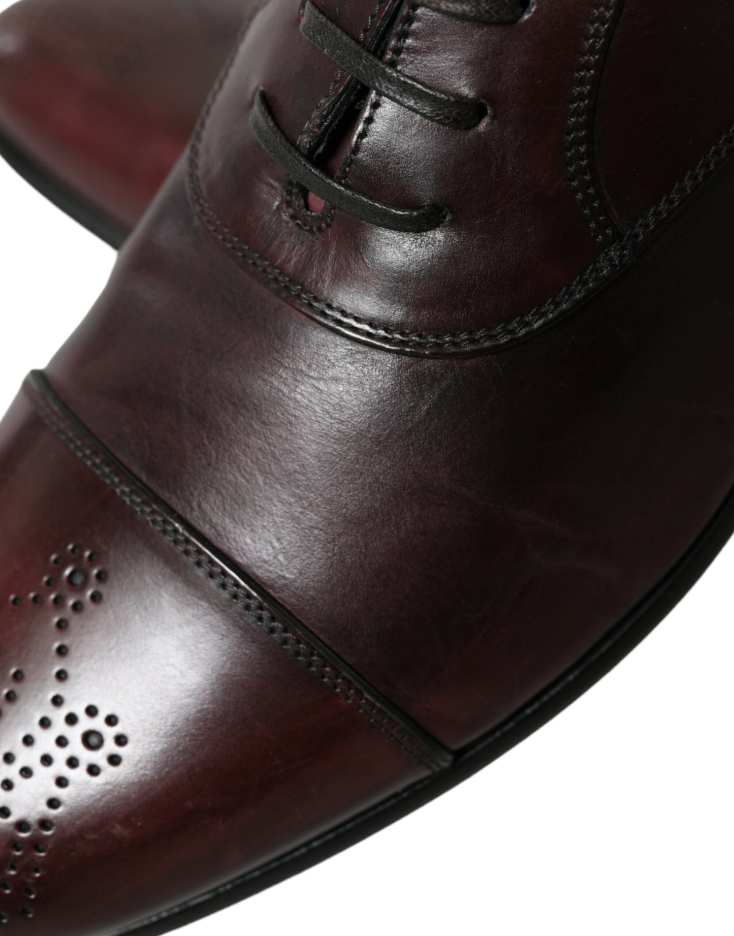 Dolce & Gabbana – Formelle Derby-Schuhe aus bordeauxfarbenem Leder für Herren