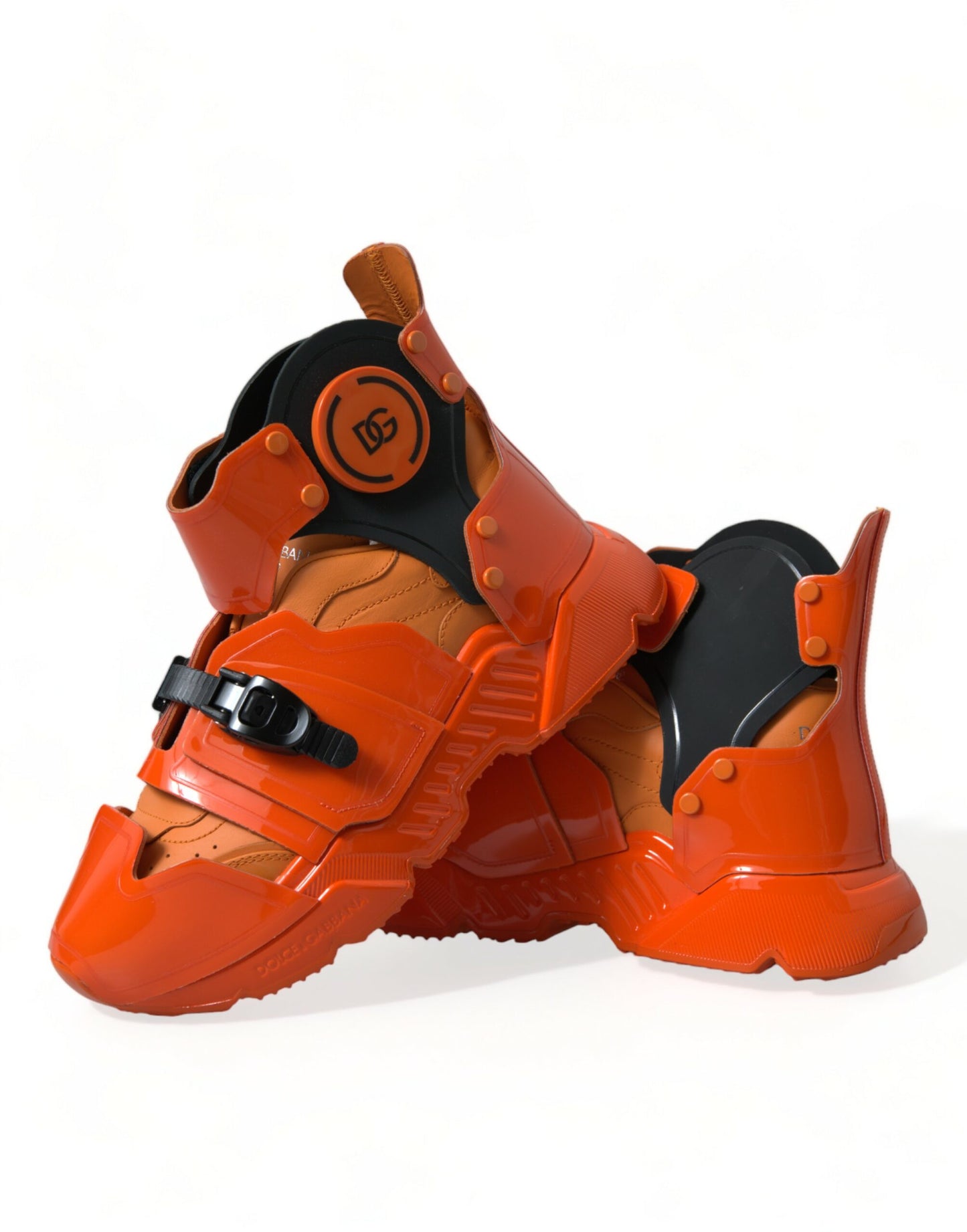 Dolce & Gabbana – Orangefarbene, klobige High-Top-Sneakers mit mehreren Einsätzen