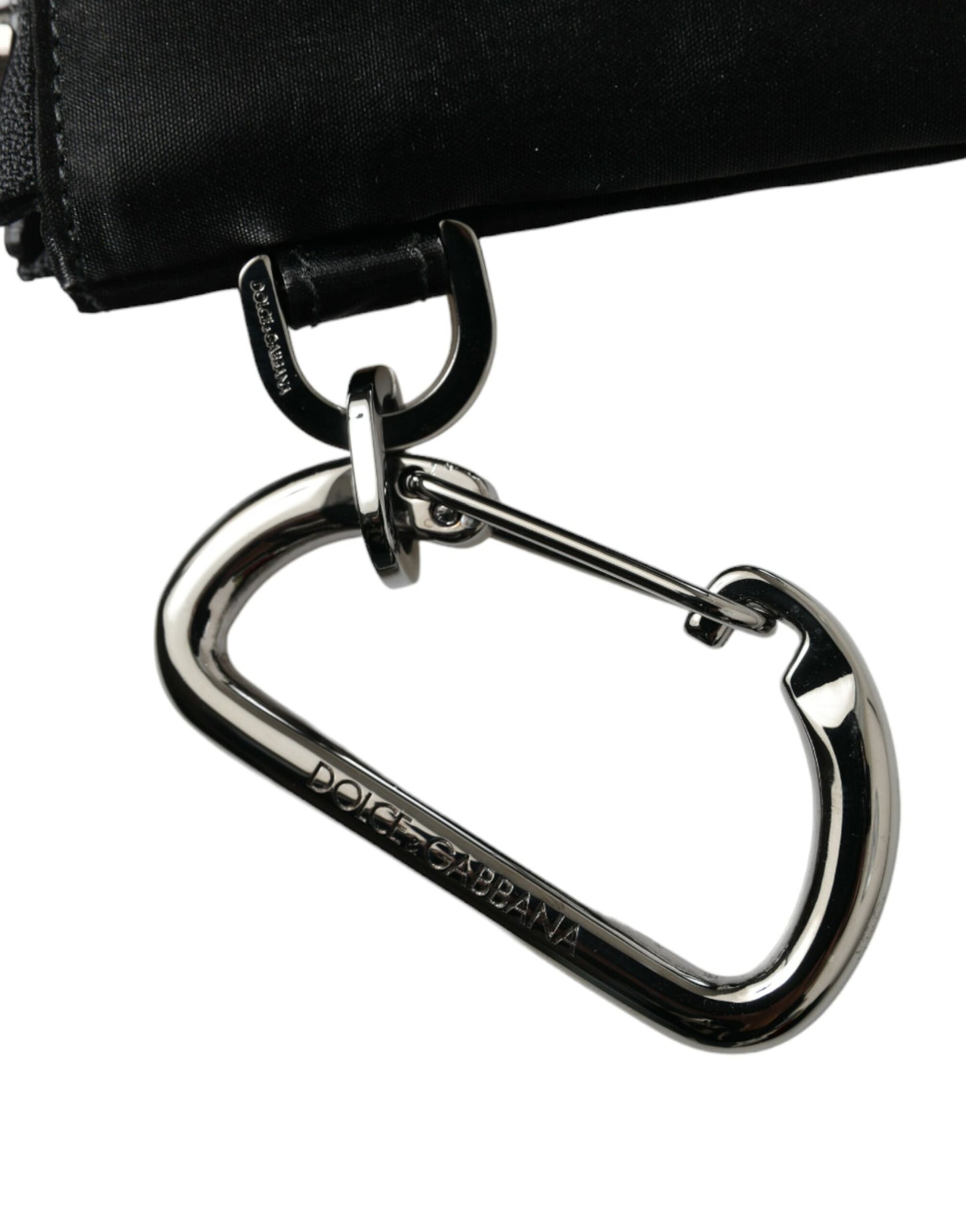 Dolce & Gabbana – Schwarze Clutch aus Nylon mit Schlüsselanhänger und Logo-Plakette