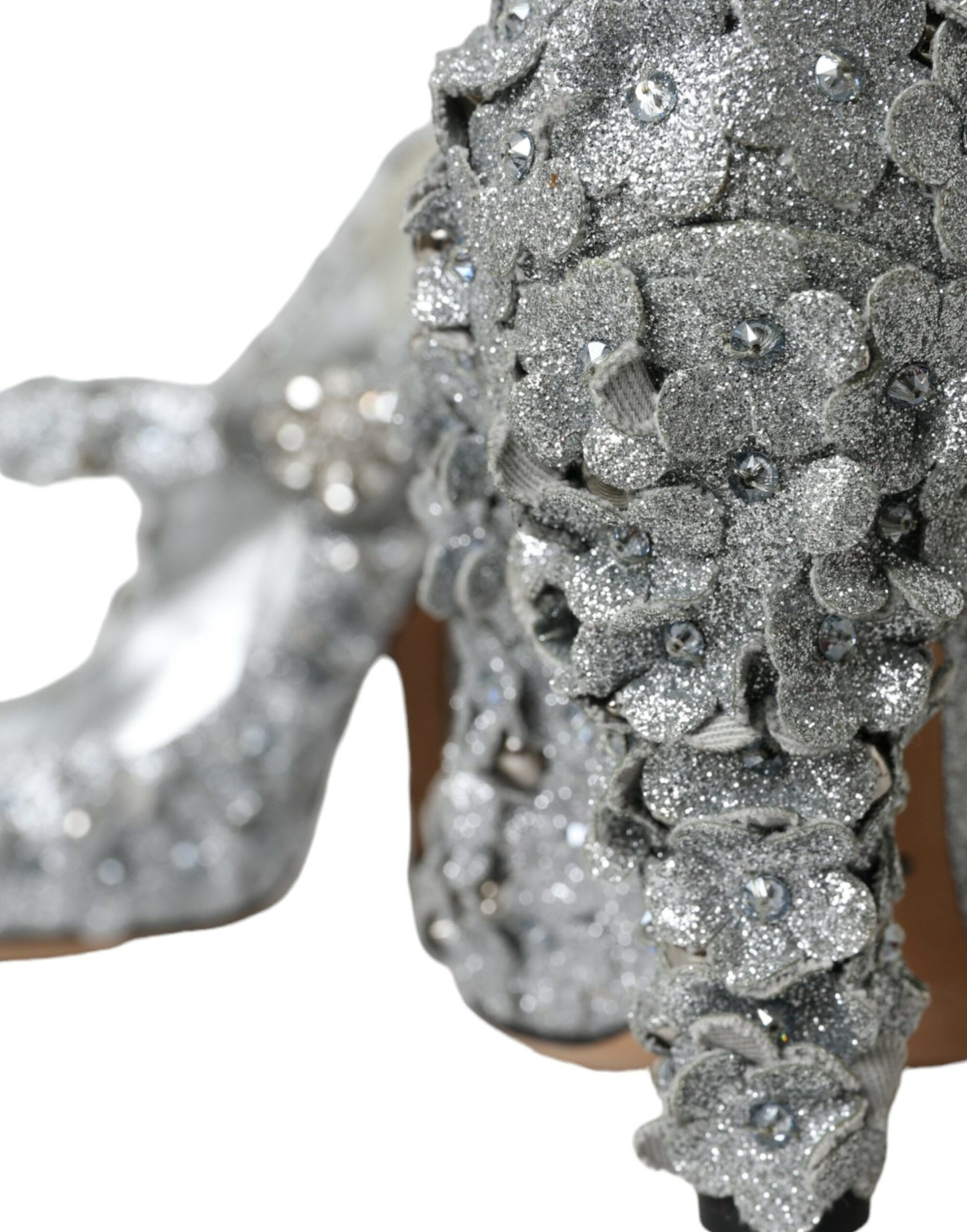 Dolce & Gabbana – Mary-Jane-Pumps mit Blumenmuster und Kristallen in Silber