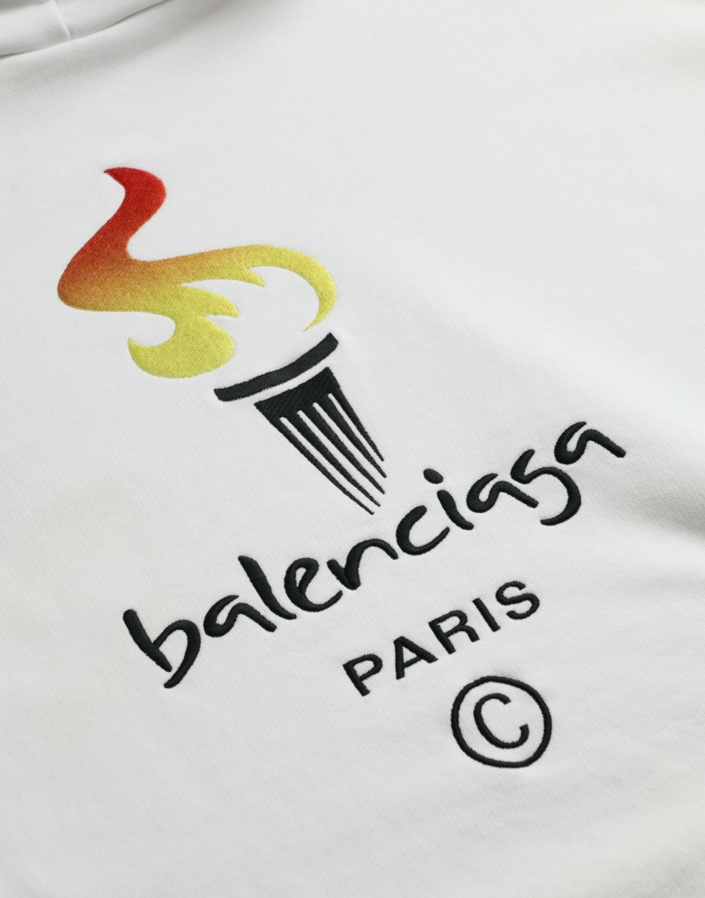 Balenciaga – Kapuzenpullover mit Logo aus weißer Baumwolle