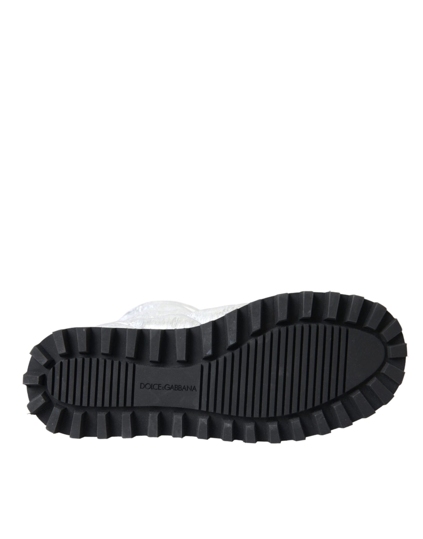 Dolce & Gabbana – Stiefeletten mit gestepptem Logo-Patch in Metallic-Silber
