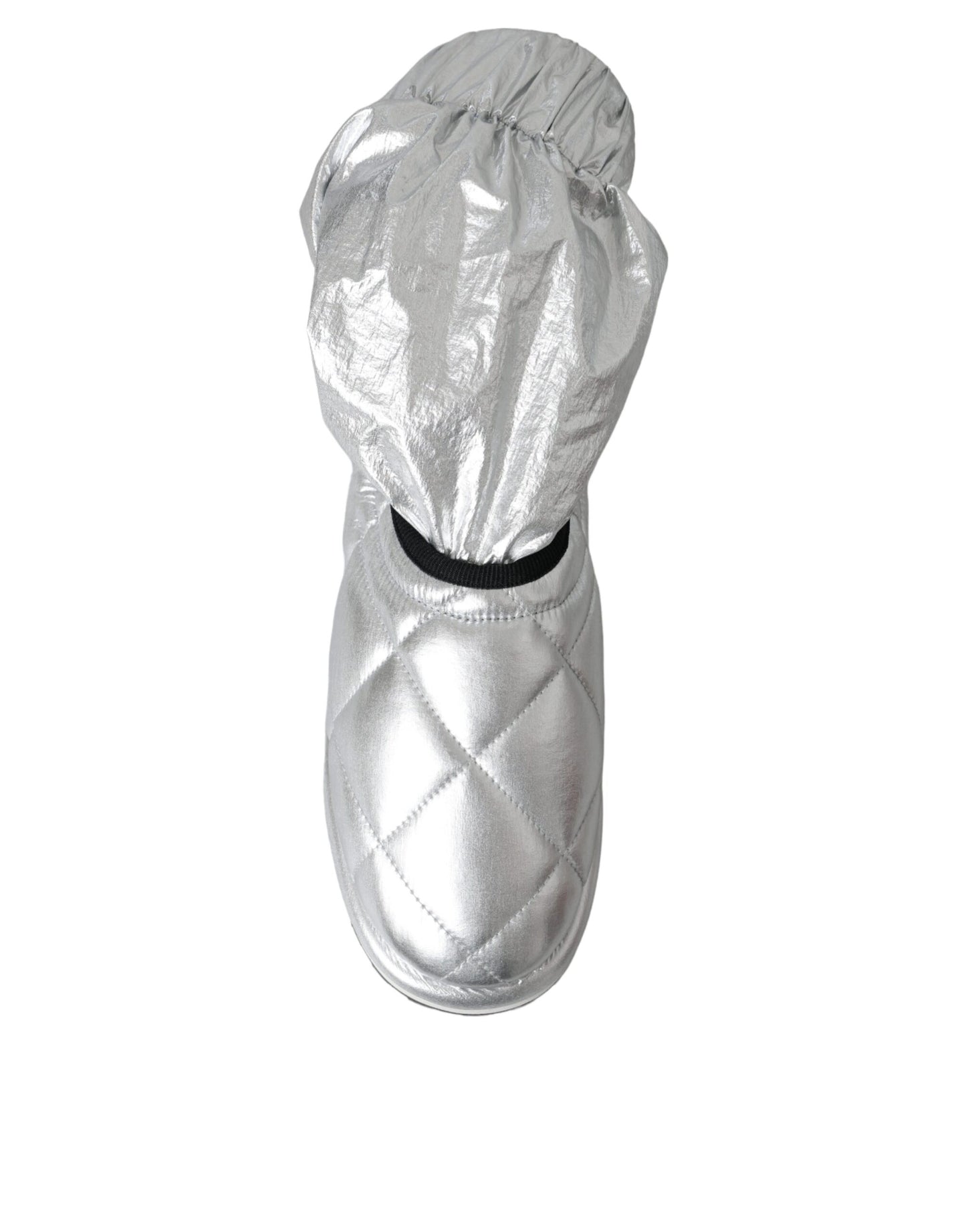 Dolce & Gabbana – Stiefeletten mit gestepptem Logo-Patch in Metallic-Silber