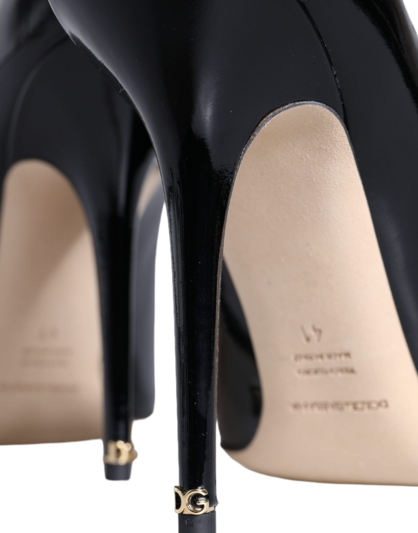 Dolce & Gabbana Bellucci Pumps aus schwarzem Lackleder mit Absatz