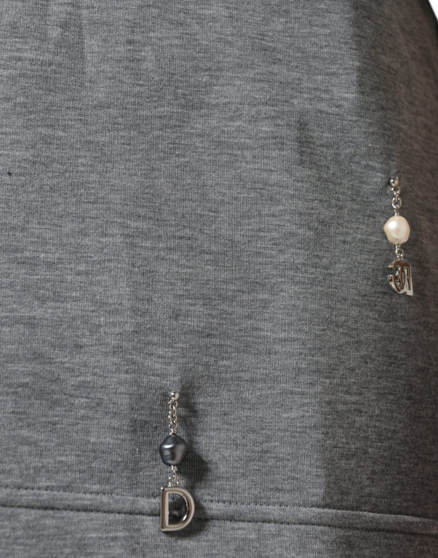 Dolce & Gabbana – T-Shirt aus grauer Baumwollmischung mit Verzierung