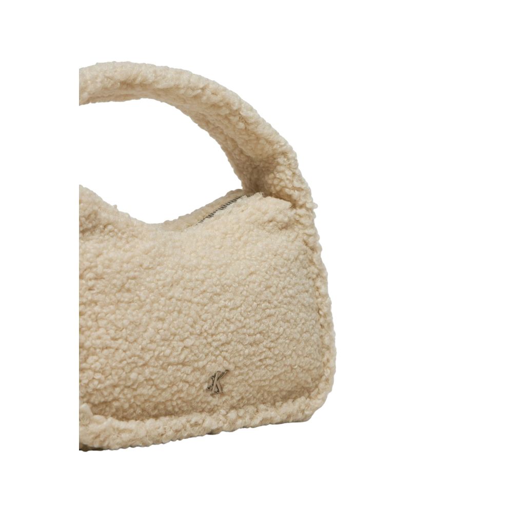 Calvin Klein Jeans – Cremefarbene Handtasche aus recyceltem Polyester