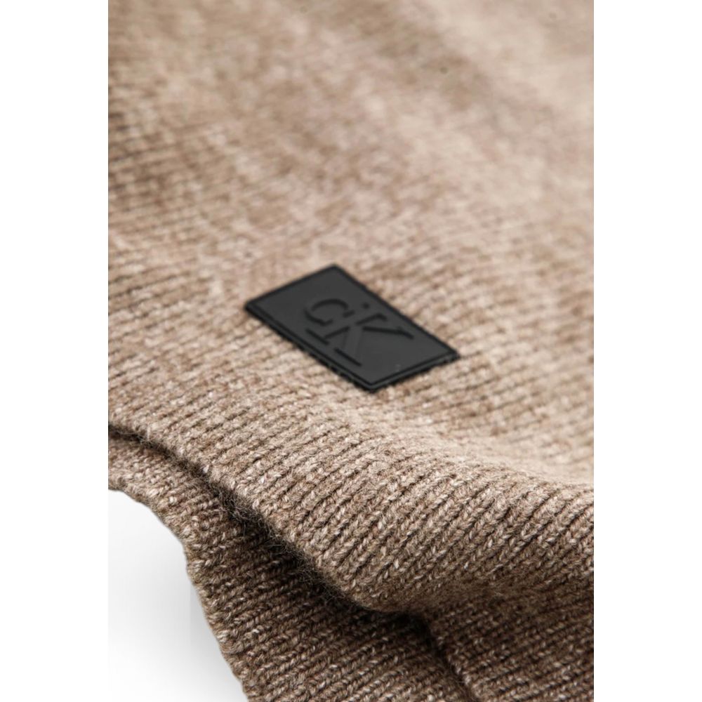 Calvin Klein Jeans – Brauner Marabu-Schal