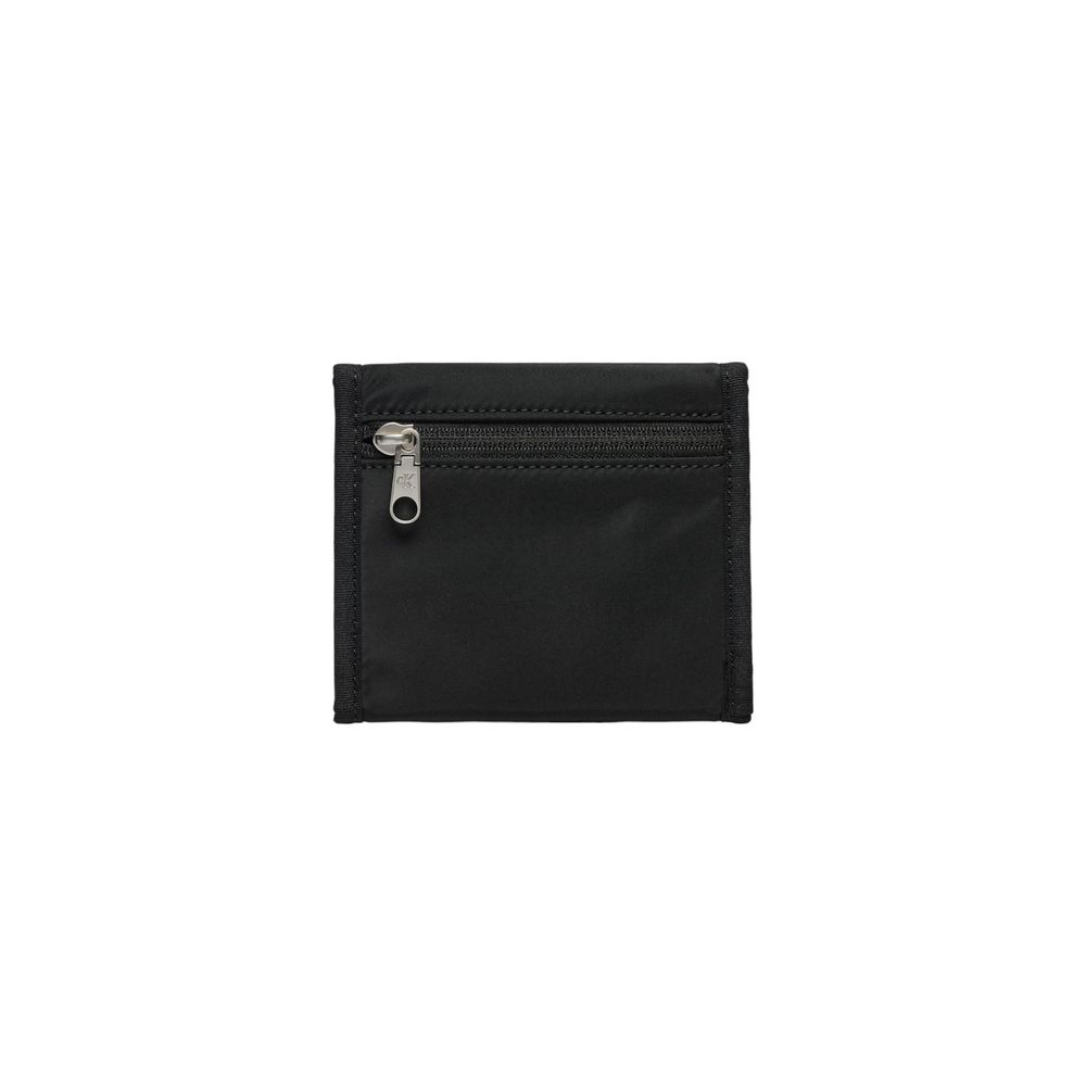 Calvin Klein Jeans – Schwarze Geldbörse aus recyceltem Polyester