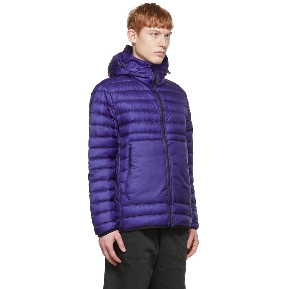 Lilafarbene Nylonjacke von Stone Island
