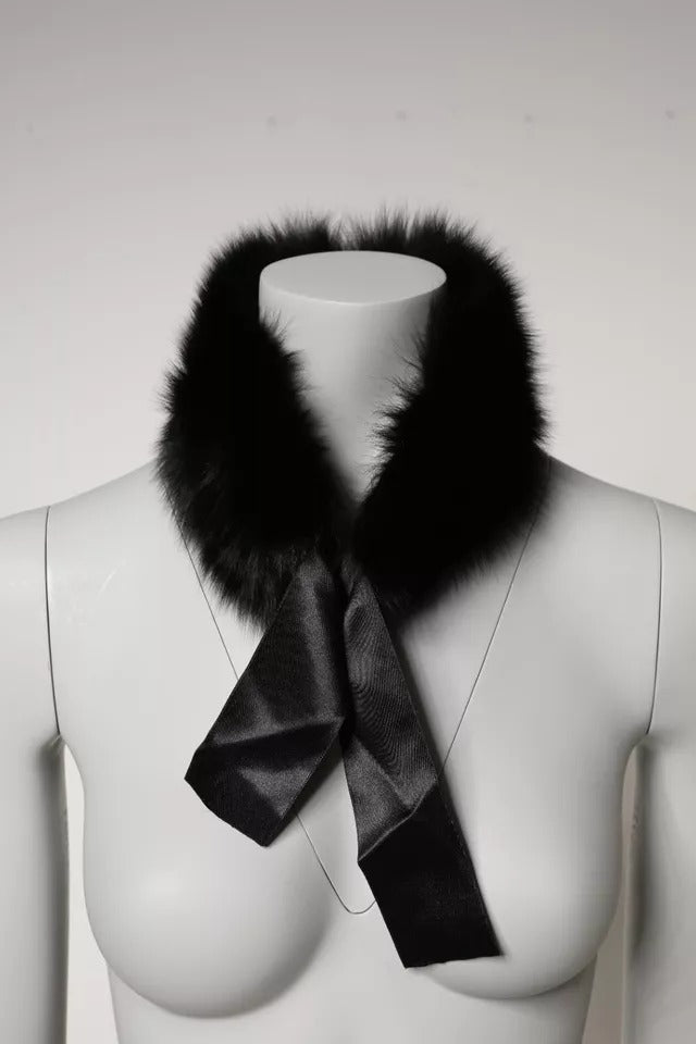 Dolce & Gabbana – Schwarzer Wickelschal mit Pelzkragen und Schulter
