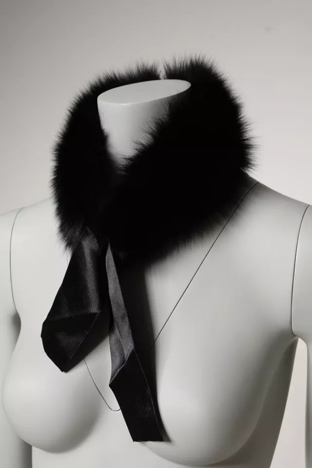 Dolce & Gabbana – Schwarzer Wickelschal mit Pelzkragen und Schulter