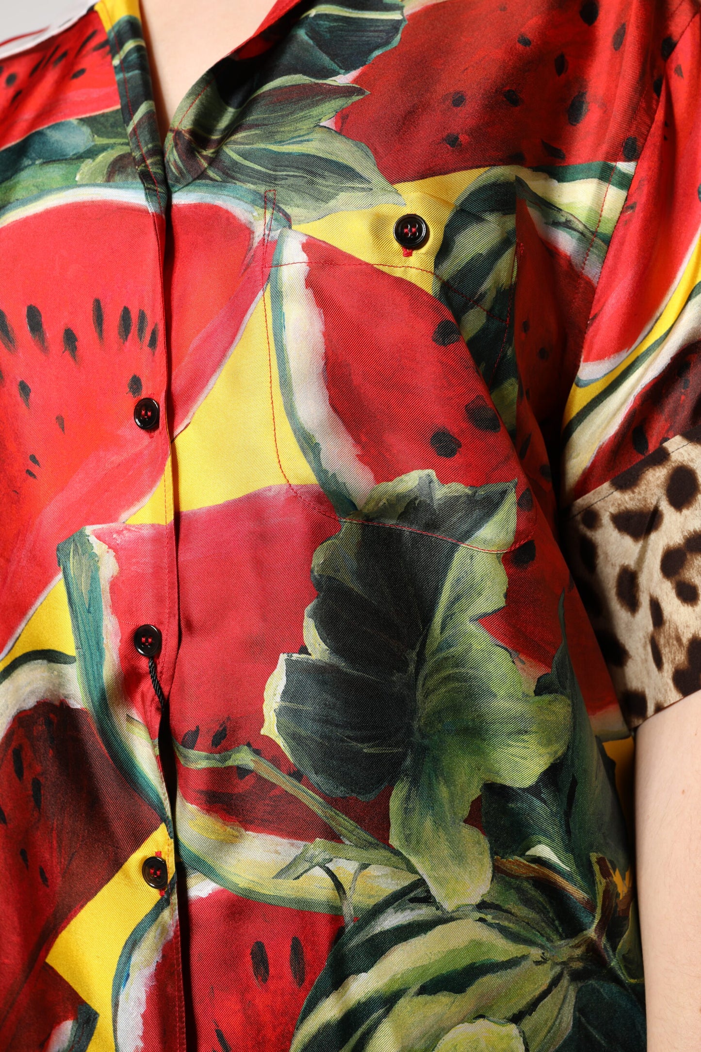 Dolce & Gabbana – Mehrfarbiges Hemdoberteil mit Wassermelonenkragen