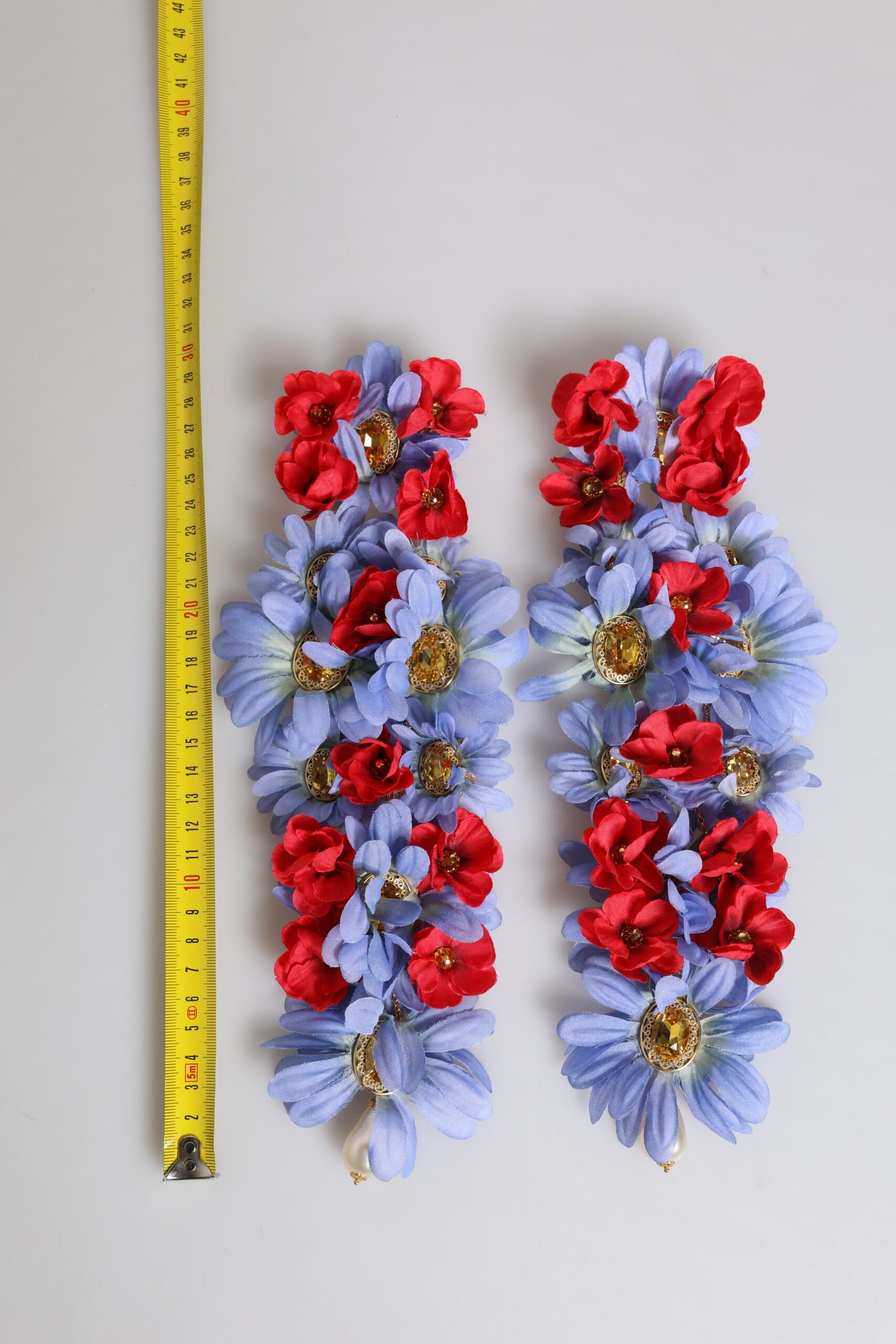 Dolce & Gabbana – Ohrclips aus goldfarbenem Messing mit floralem Kristall