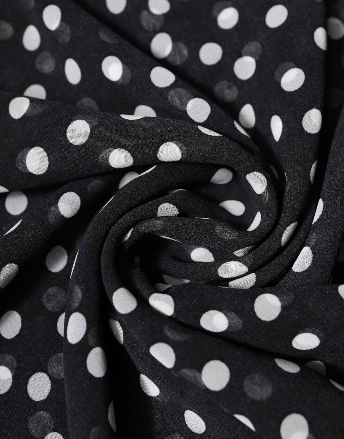 Dolce & Gabbana – Schwarzer Wickelschal aus Polyester mit Punkten
