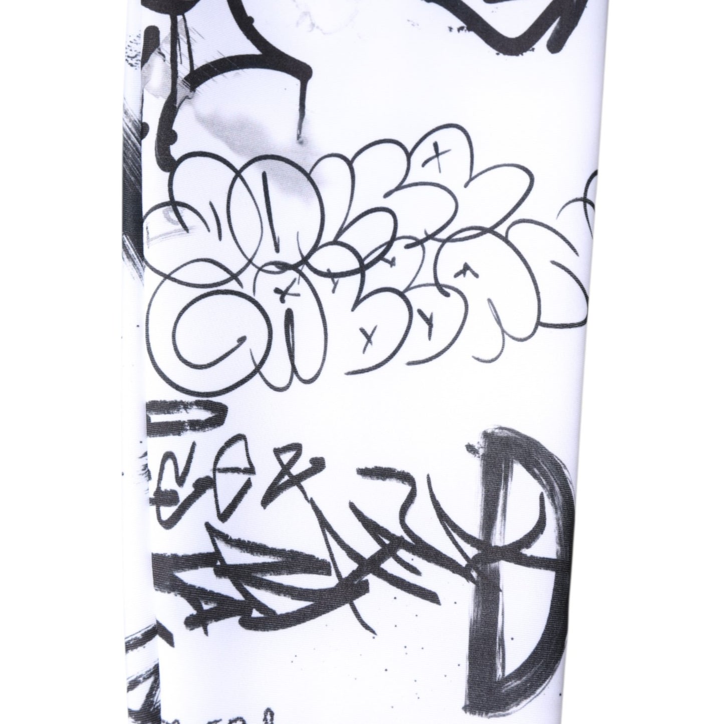 Dolce & Gabbana – Wadenstrümpfe aus weißer Baumwolle mit Graffiti-Motiv
