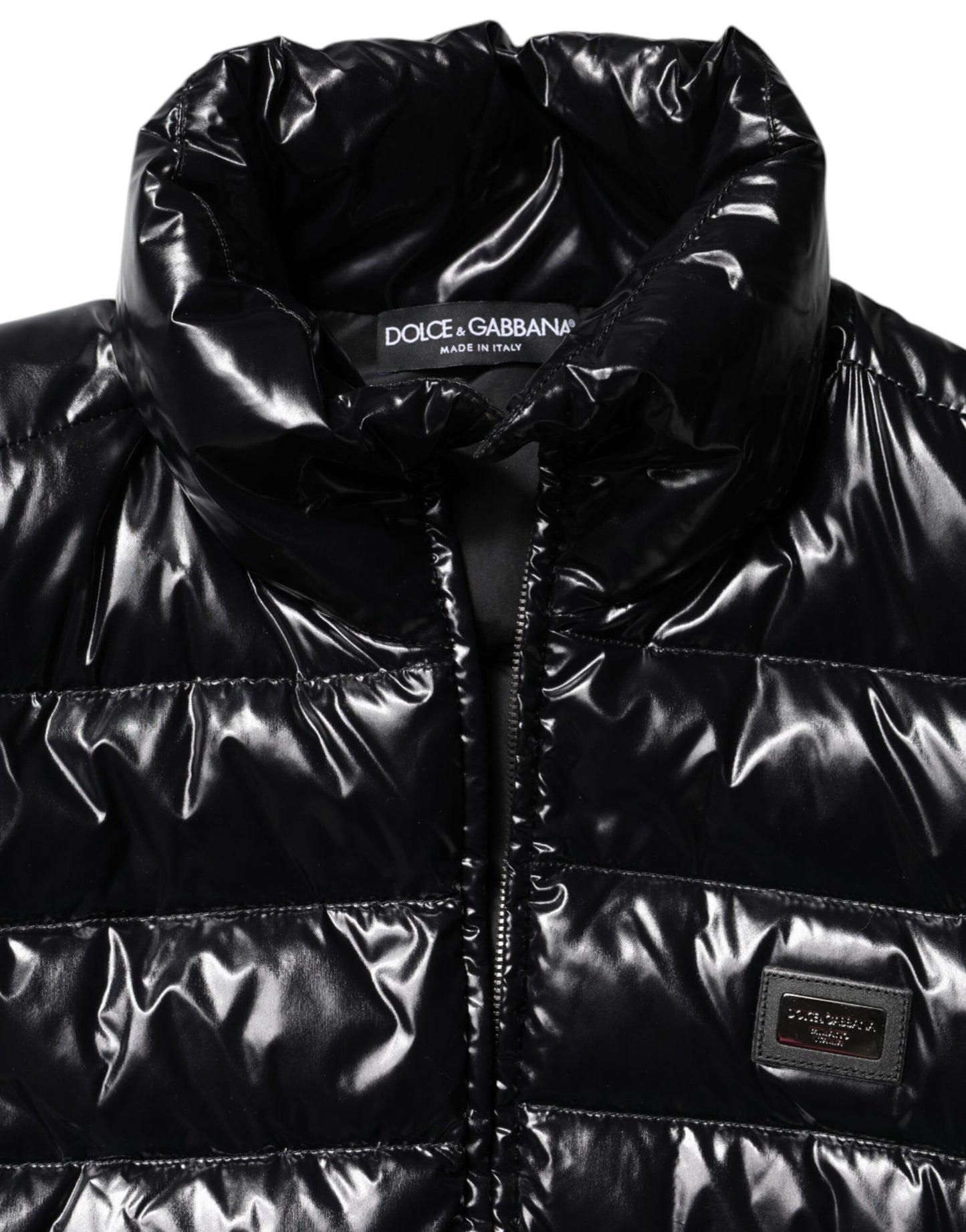 Dolce & Gabbana – Pufferjacke mit durchgehendem Reißverschluss und schwarzem Logo-Schild
