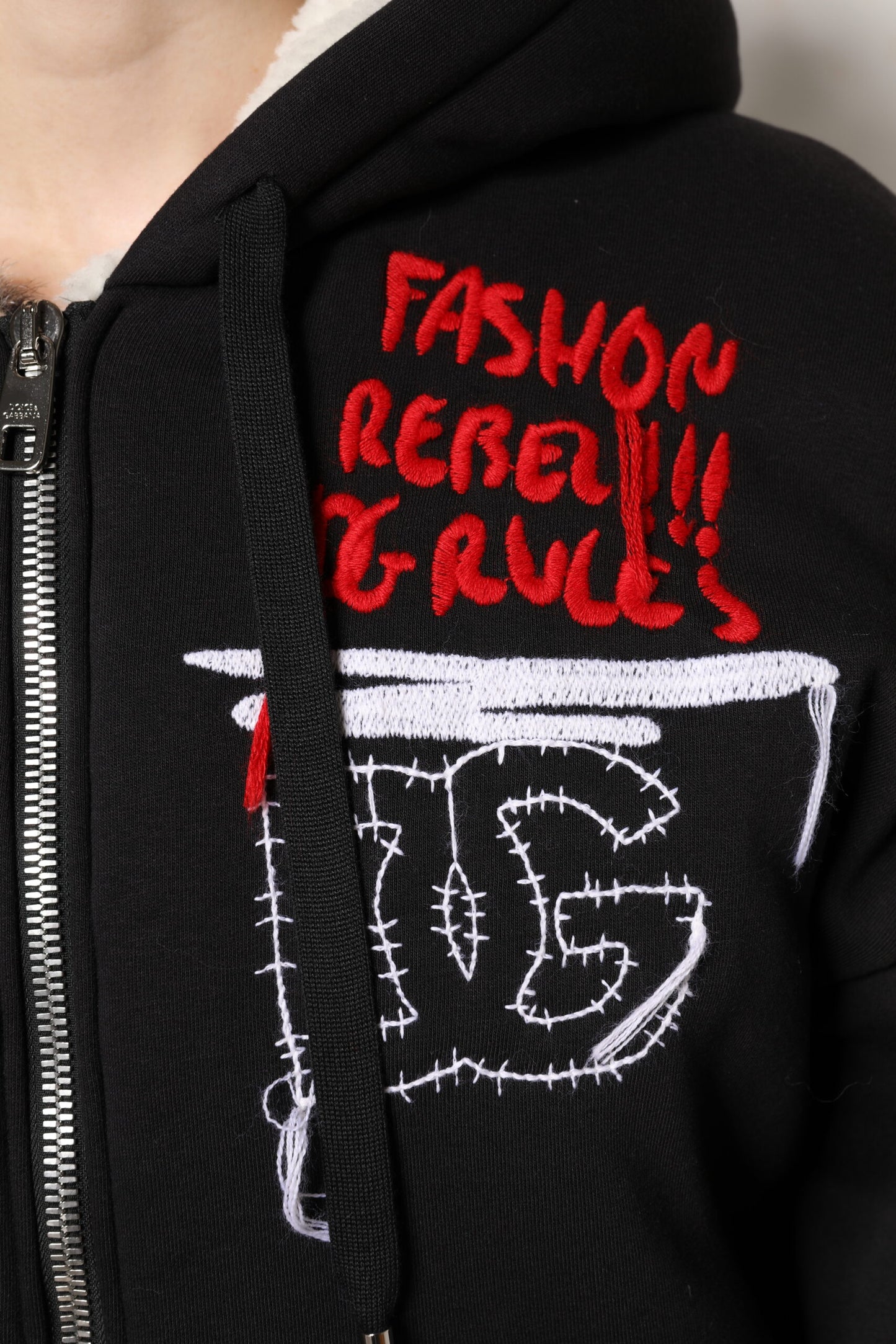 Dolce & Gabbana – Schwarze, bestickte Kapuzenjacke mit durchgehendem Reißverschluss