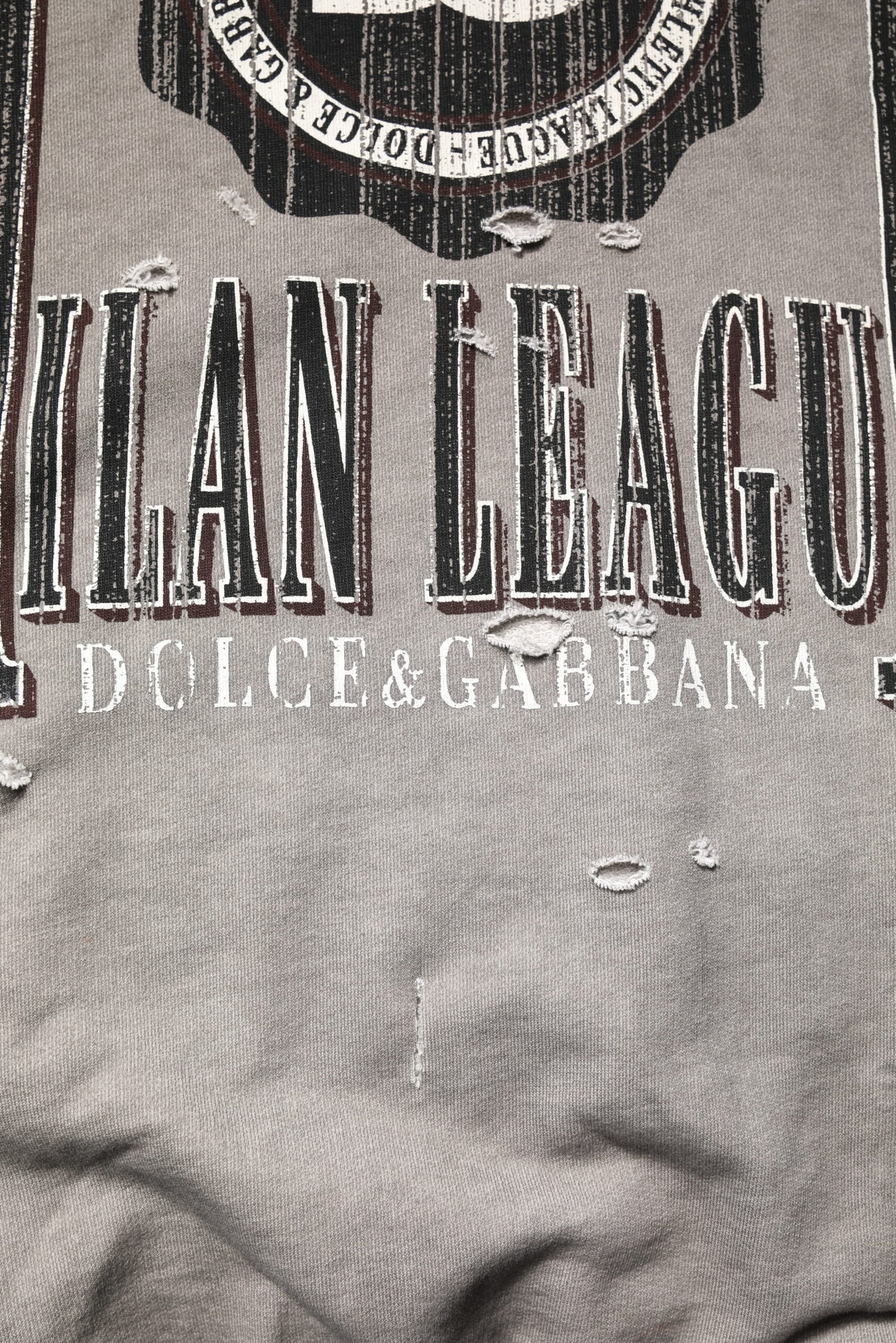Dolce & Gabbana Grauer Pullover mit Rundhalsausschnitt und Logo-Print