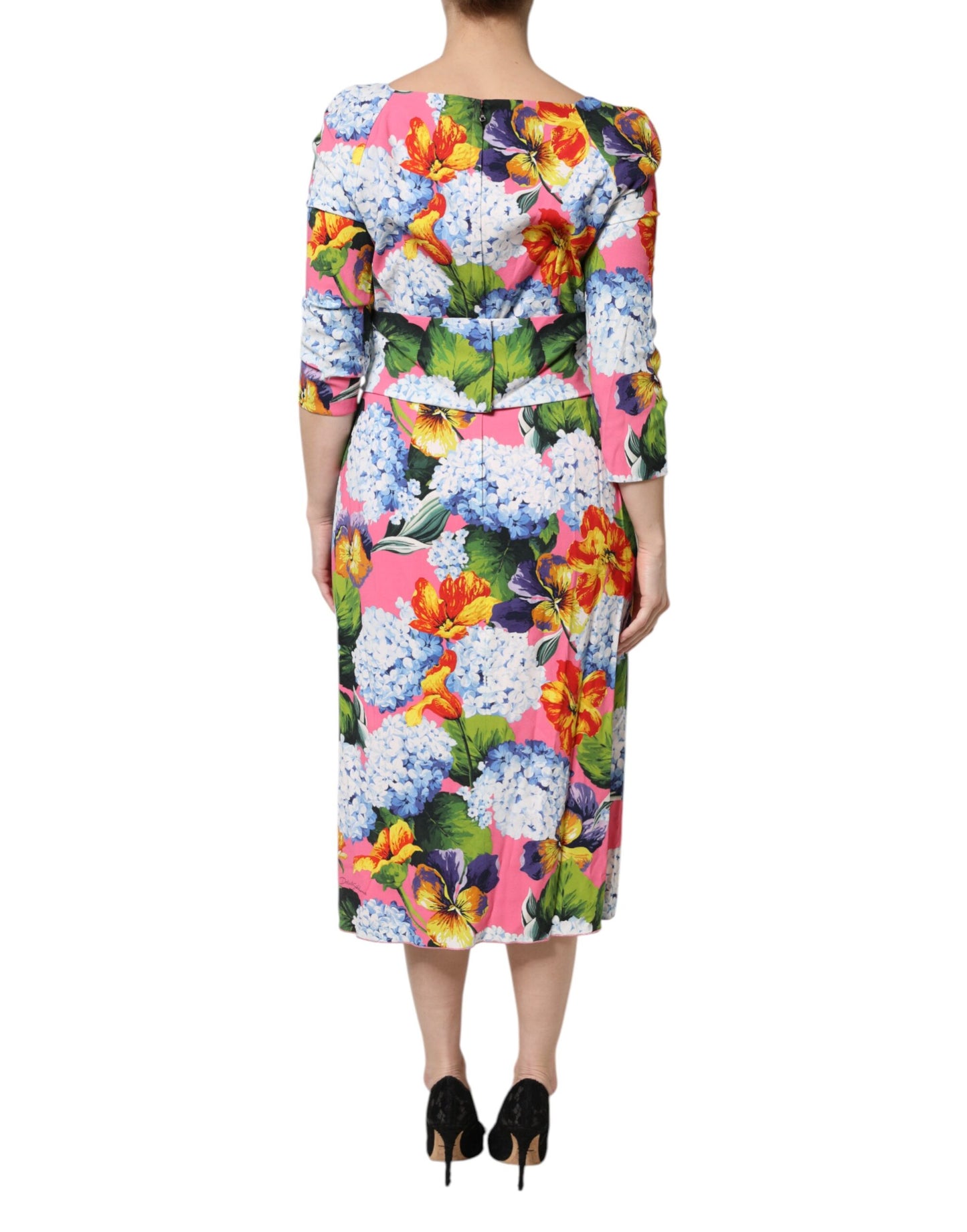 Dolce & Gabbana – Mehrfarbiges, plissiertes Etui-Midikleid mit Blumenmuster